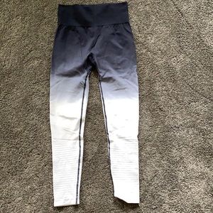 Zyia performance ombré leggings